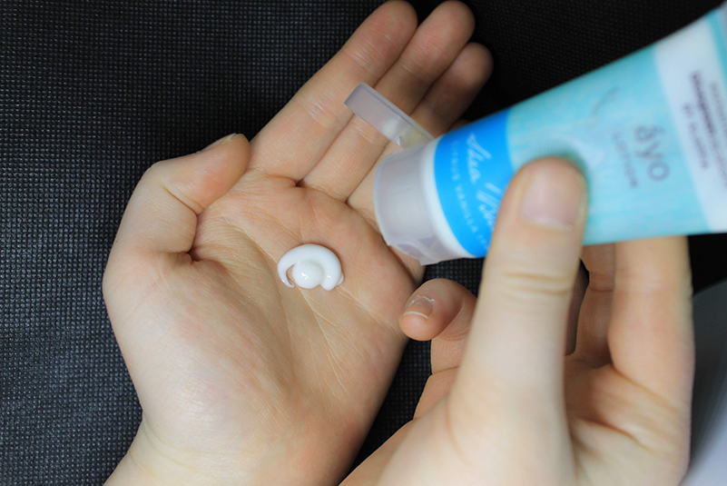 Why It’s Important to Know that Moisturizing and Hydrating are Two Different Things